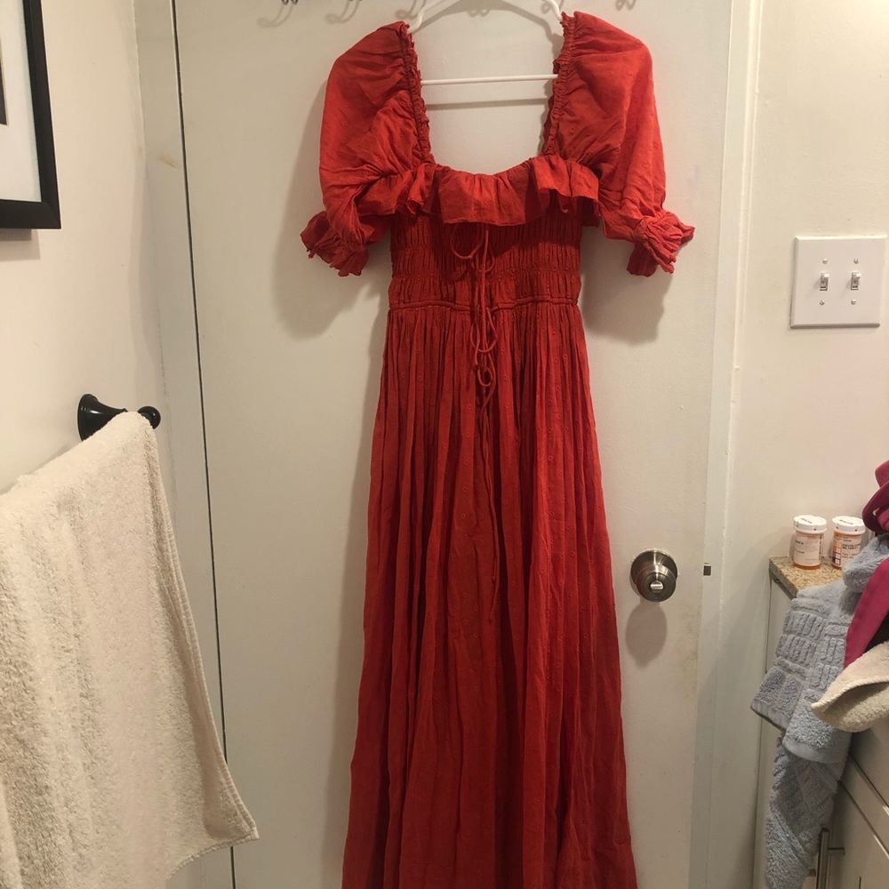 **SOLD** Doen Sol dress in Tomato red - Picture 3 of 6